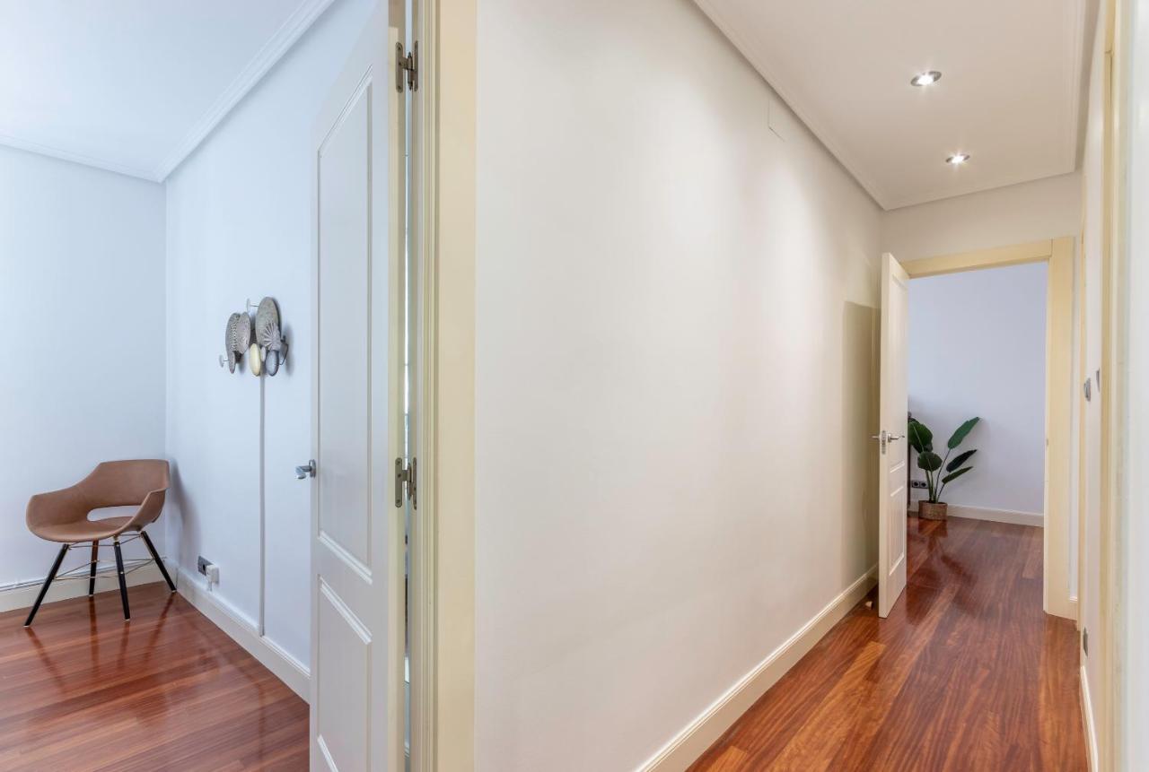 Apartamento La Alameda De Indautxu บิลเบา ภายนอก รูปภาพ