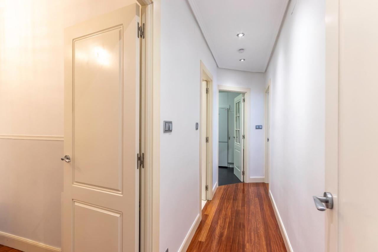 Apartamento La Alameda De Indautxu บิลเบา ภายนอก รูปภาพ